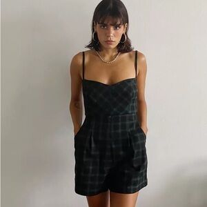 Urban outfitters Isaac blue/green romper w pockets